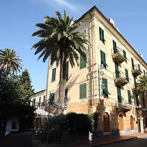 Nazionale 3*, Levanto Italie