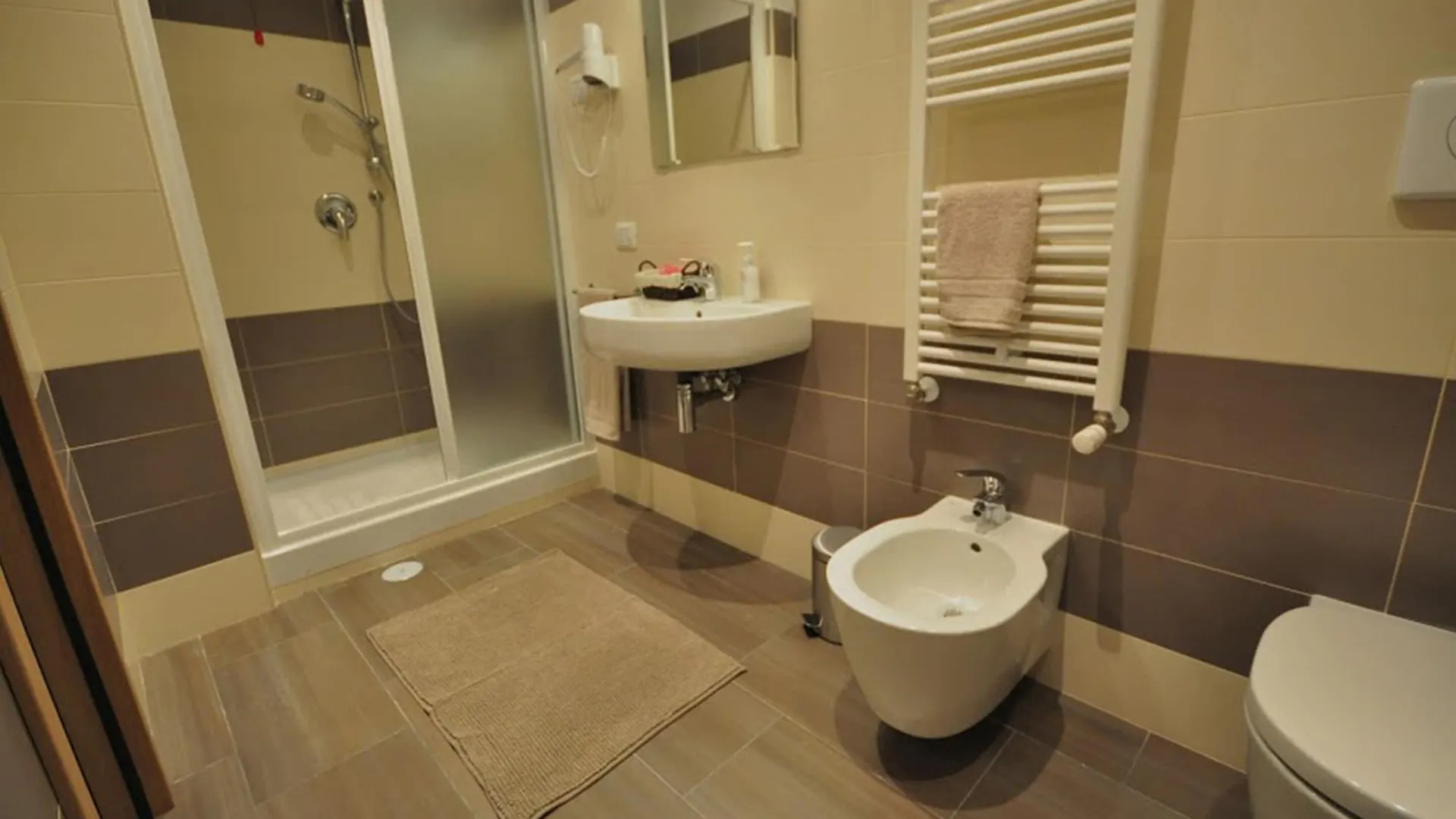 Hotel 325 Tor Vergata Rzym 3*,  Włochy